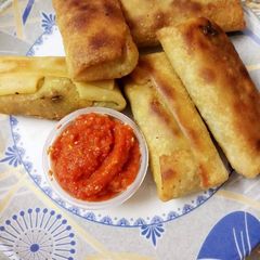 Paneer Spring roll A picture of Paneer Spring roll.