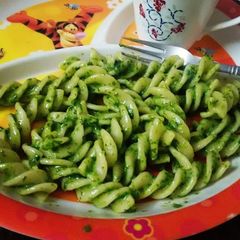 A picture of Cheesy Spinach Pasta.