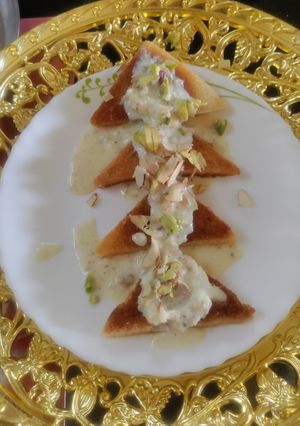 शाही तुकडा (Shahi Tukda Recipe In Marathi) रेसिपी चे मुख्य फोटो 