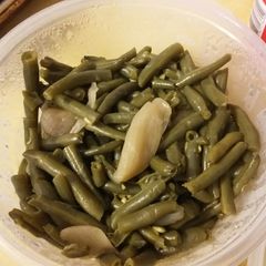 A picture of Homestyle Green Beans.