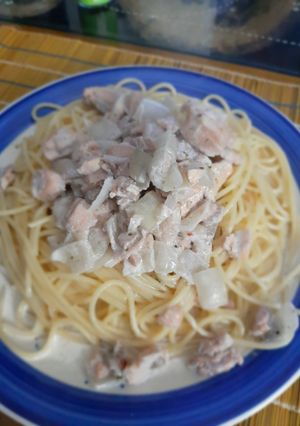 Una foto de Pastas con salmón a la crema