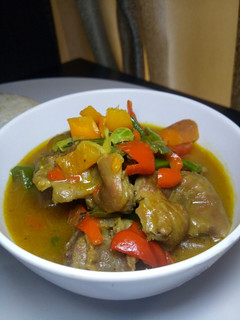 A picture of Gizveg chilli sauce.