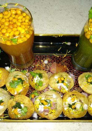 पानी पूरी (Pani Puri recipe in hindi) रेसिपी मुख्य फोटो