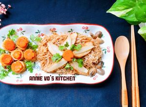 Hình của món Mì xào chay.