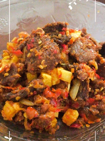 Cara Gampang Menyiapkan Resep Dendeng balado kentang yang Lezat Anti Ribet, Mantap Sekali