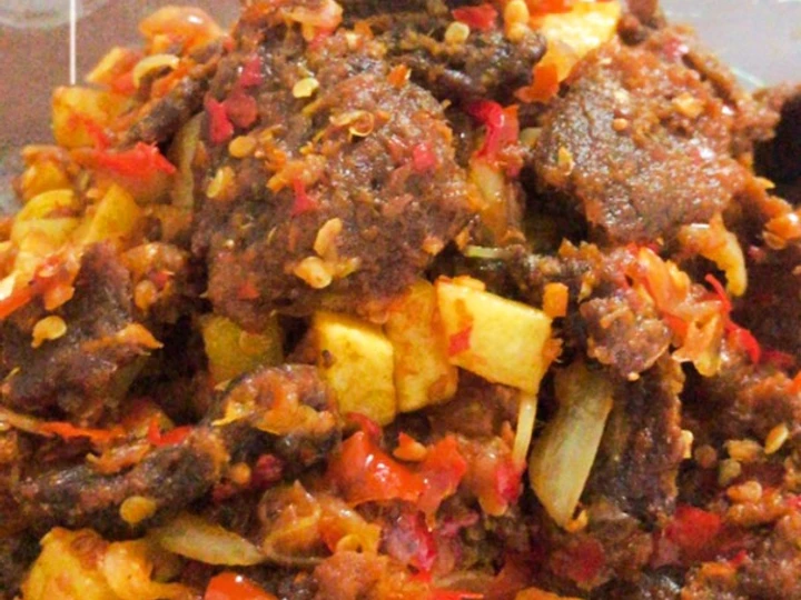 Cara Gampang Menyiapkan Resep Dendeng balado kentang yang Lezat Anti Ribet, Mantap Sekali