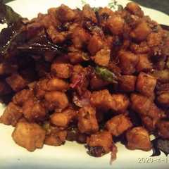 A picture of Orek tempe dadu.