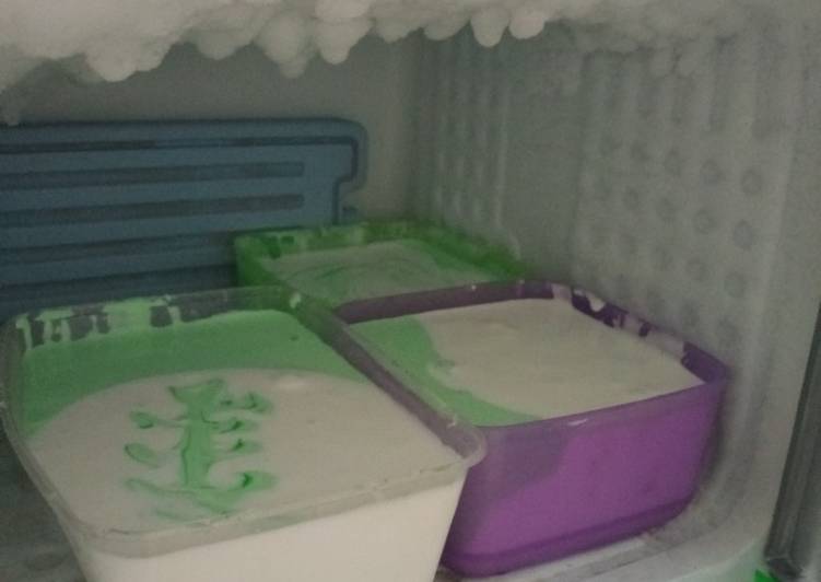 Bagaimana Membuat Es Krim Lembut yang Menggugah Selera