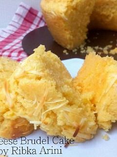 Foto resep Cheese Brudel Cake (si kue ragi No Mixer)