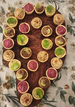 Una foto de Canapés de 4 tipos de hummus