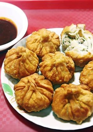 A picture of Cheese chicken potli.