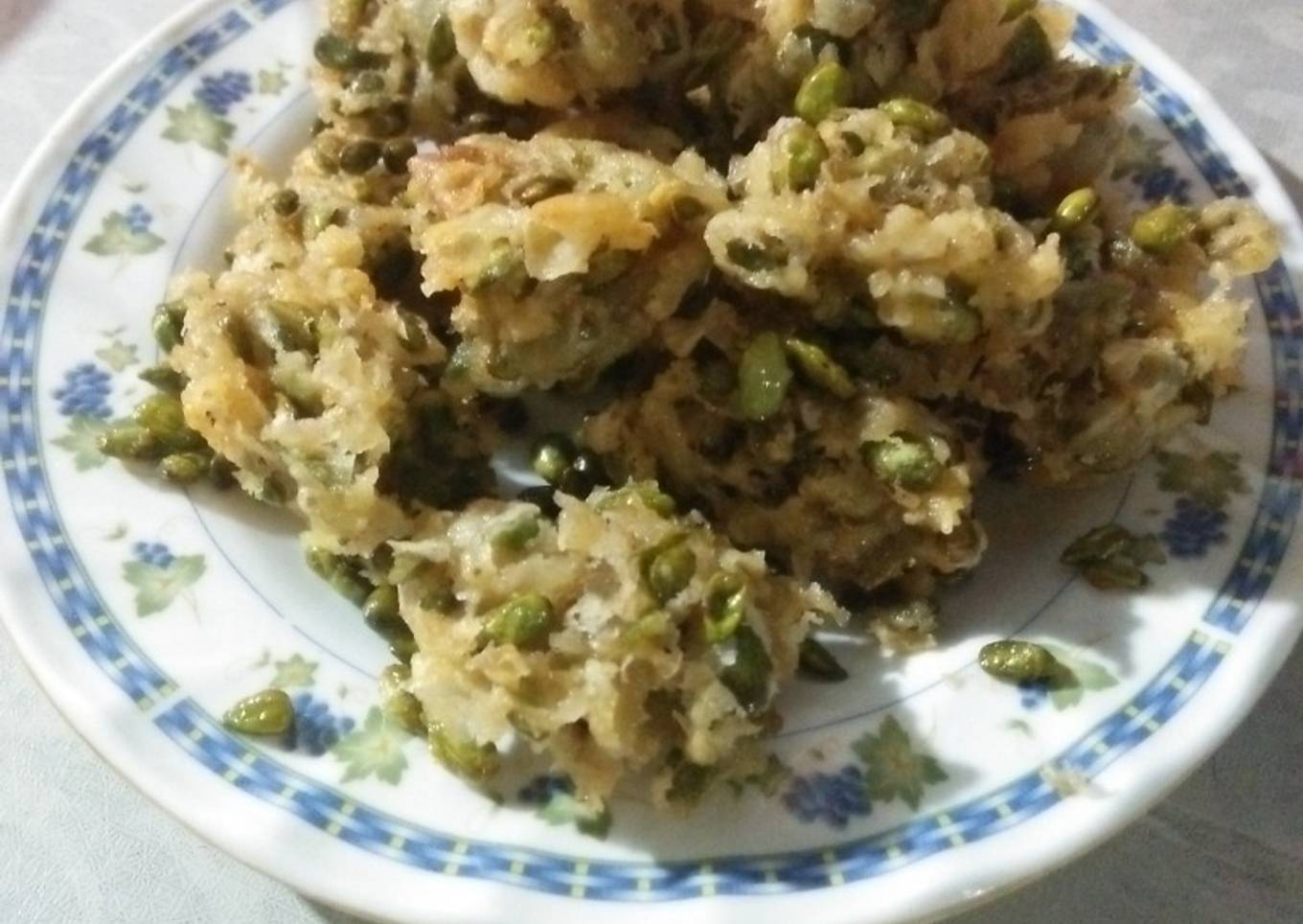 Lento Petai Cina