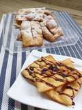 Chiacchiere crujiente/receta típica de Carnaval italiana