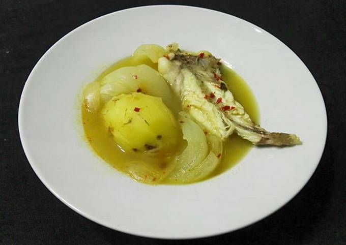 Bollitori de rap (hervido de rape)