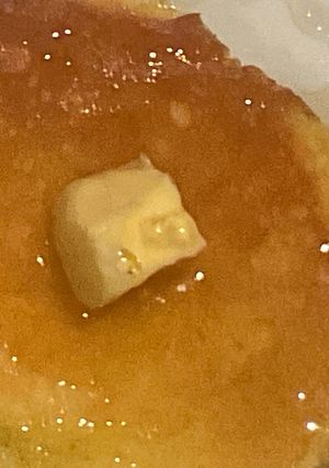 A picture of Fluffy Japanese pancakes:) i made them mini:).