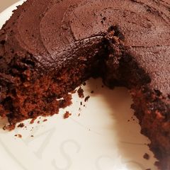 A picture of Fudgy chocolate cake.