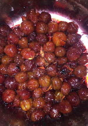 Hình của món Mận ngào với gừng.