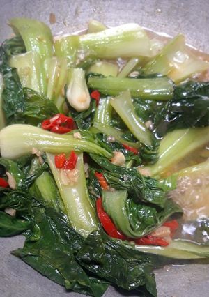 Foto resep Tumis pakcoy bawang putih