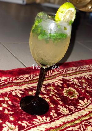 A picture of Mint lemonade.
