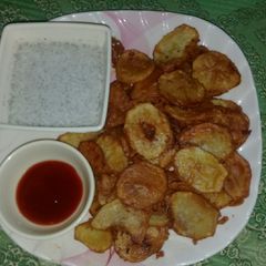 A picture of Ringly potato chips.