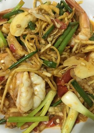 รูปของ ยำหัวปลีกุ้งสด