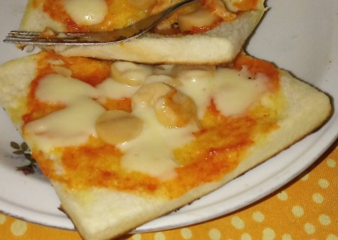Pizza roti tawar kilat