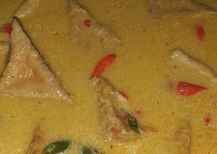 Bagaimana Membuat Tongkol kuah kuning, Sempurna