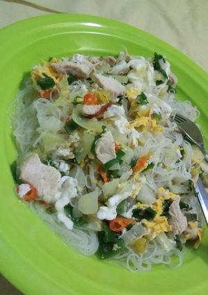 Foto resep Bihun siram ayam sederhana