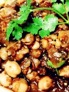 पंजाबी छोले मसाला (Punjabi chole masala recipe in hindi) रेसिपी मुख्य फोटो