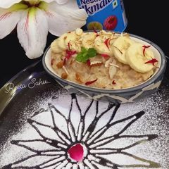 A picture of ब्रेकफास्ट ओट्स पॉरिज (Breakfast oats porridge recipe in Hindi).