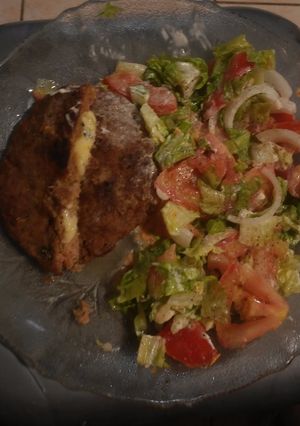 Una foto de Hamburguesas rellenas de roquefort (queso azul)