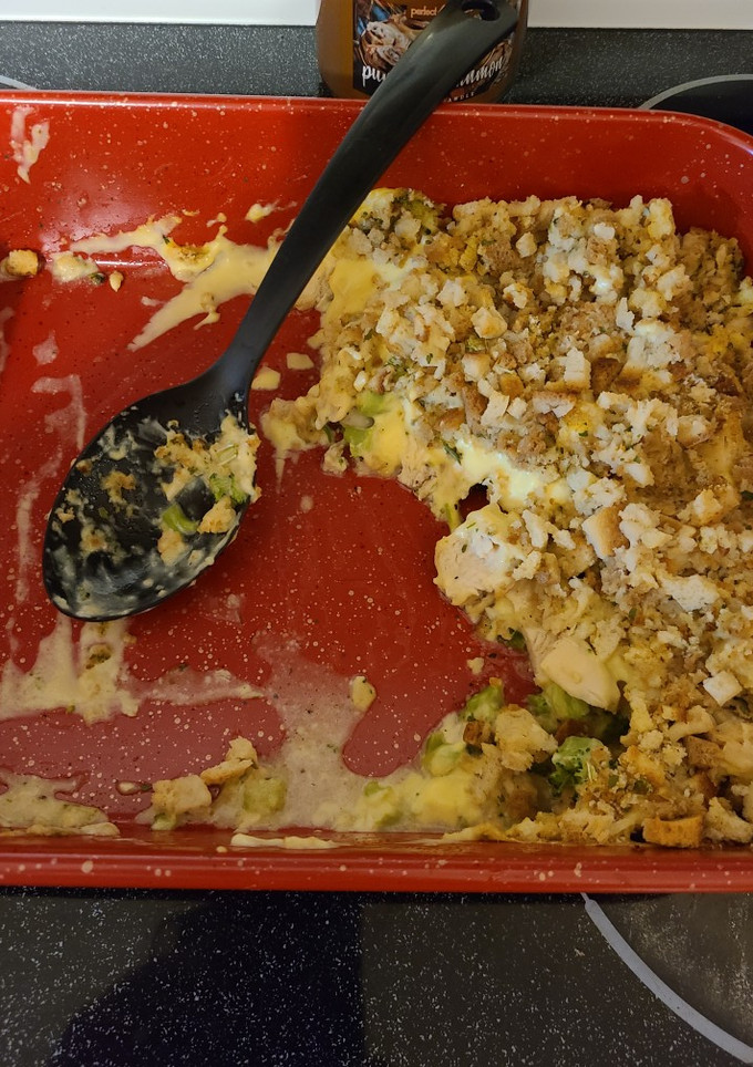 A picture of Chicken and stuffing.