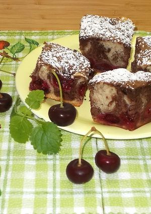 Márványos meggyes kevert recept fotója