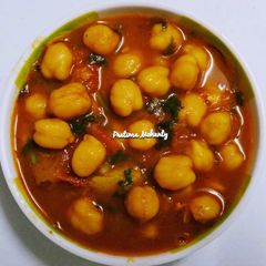 A picture of Chickpeas Curry.