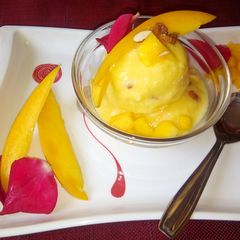 A picture of Custard mango ice-cream.