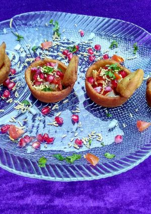 A picture of Katori canopy chaat.