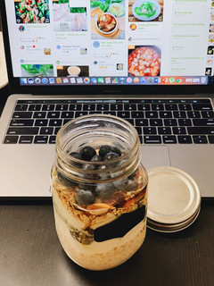 Hình của món Overnight Oats.