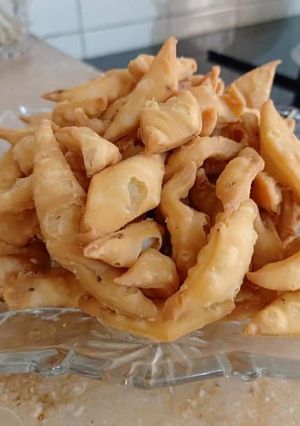 A picture of Homemade Namak Paaray.