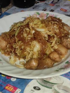 รูปของ ผัดกะหล่ำปลีหมูวุ้นเส้น