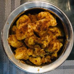 A picture of Spicy tangy potatoes.