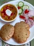 Peethi wali puri with launji