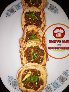 A picture of Bread veggies/minced meat Disk.