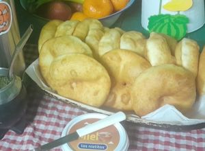 Una foto de Torta frita uruguaya!!