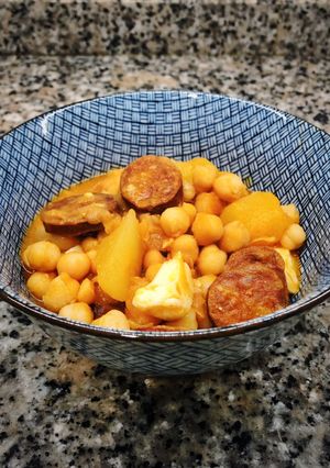 Una foto de Garbanzos con chorizo