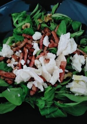 Una foto de Ensalada de canónigos