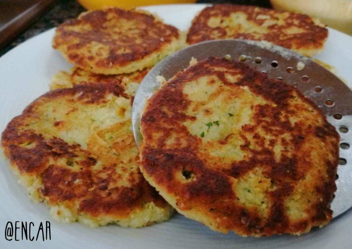 Hamburguesas de calabacín con queso
