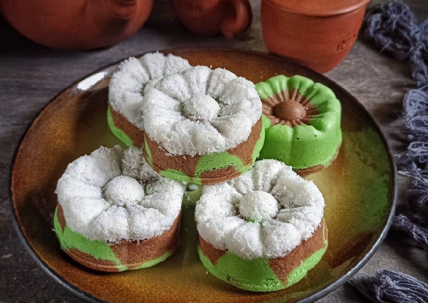 Putu Ayu Pandan Coklat