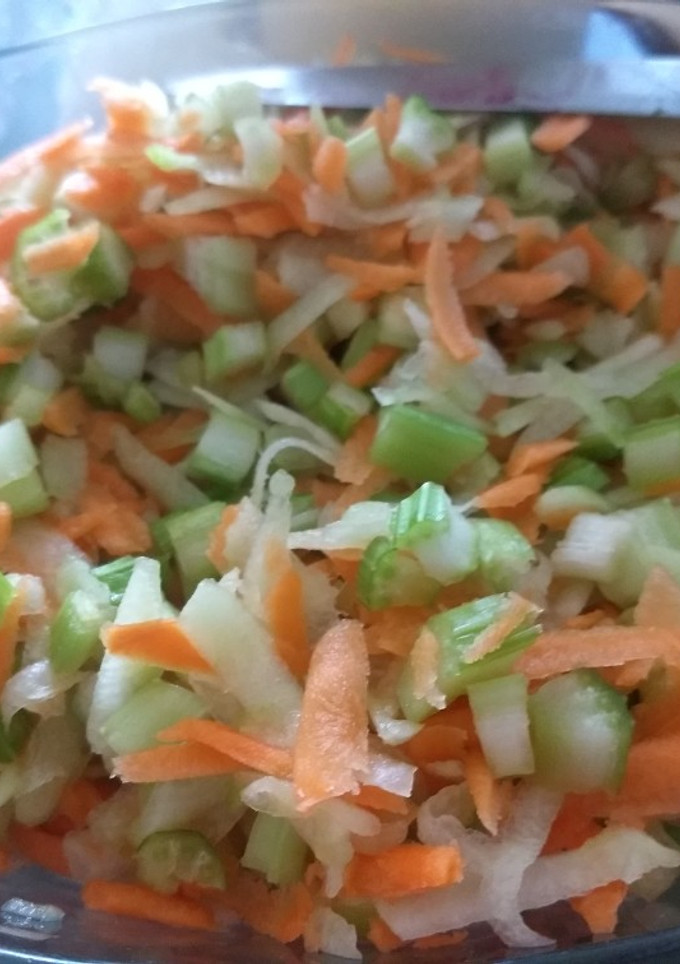 Una foto de Ensaladilla apio, zanahoria y chayote