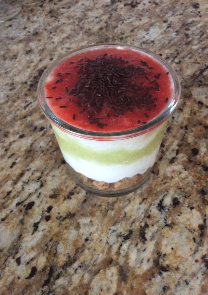 Una foto de Fruta con galleta