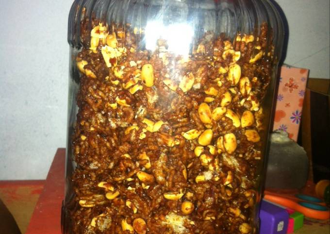 Resep Kering bihun kacang saus gula merah oleh mamaD kitchen - Cookpad